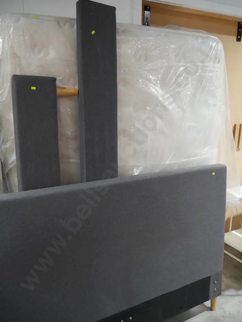 Queen bed and mattress Image 1++