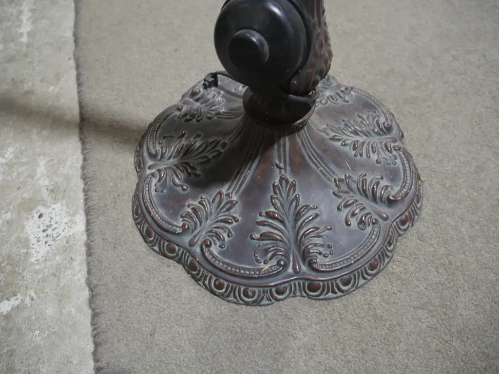 Floor lamp Image 1++