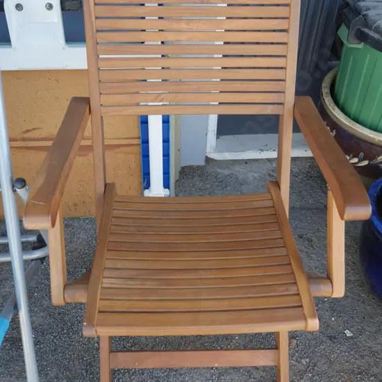 Wooden fold up chair