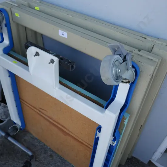 Workshop trolleys and table legs