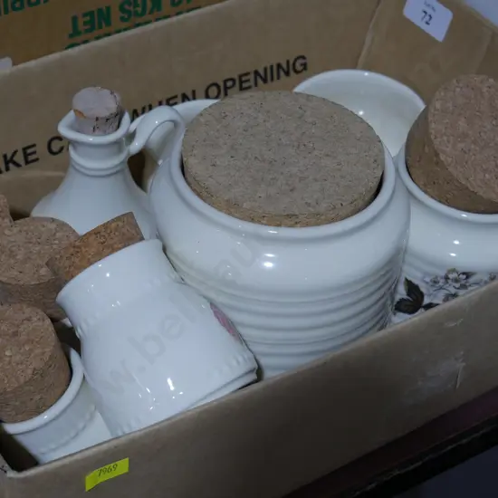 Kitchen storage containers