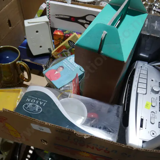 Radio / Jamie Oliver ware etc