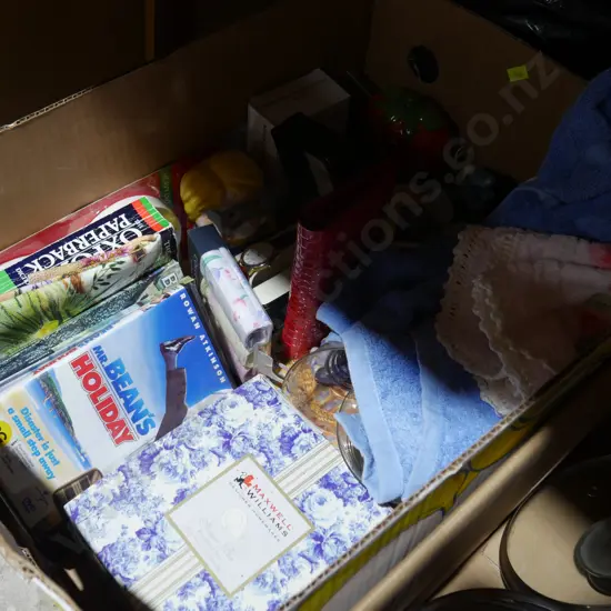 Box of sundries
