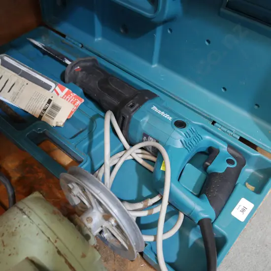 Makita reciprocating saw