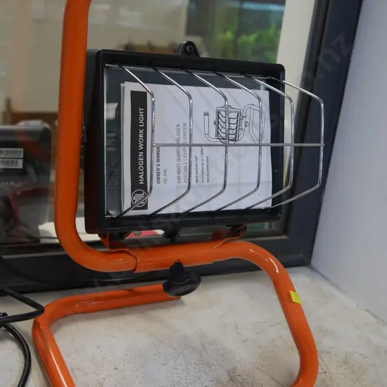 Halogen work light