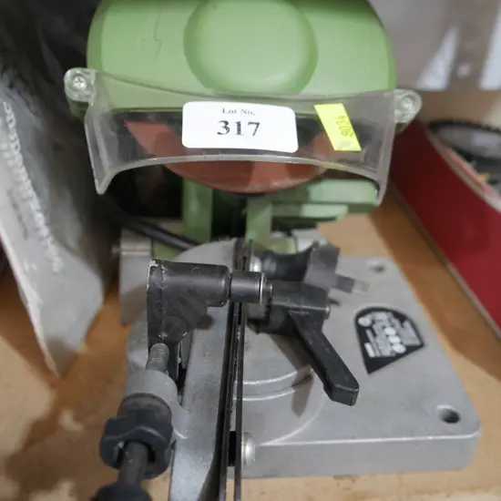 Electric chainsaw sharpener