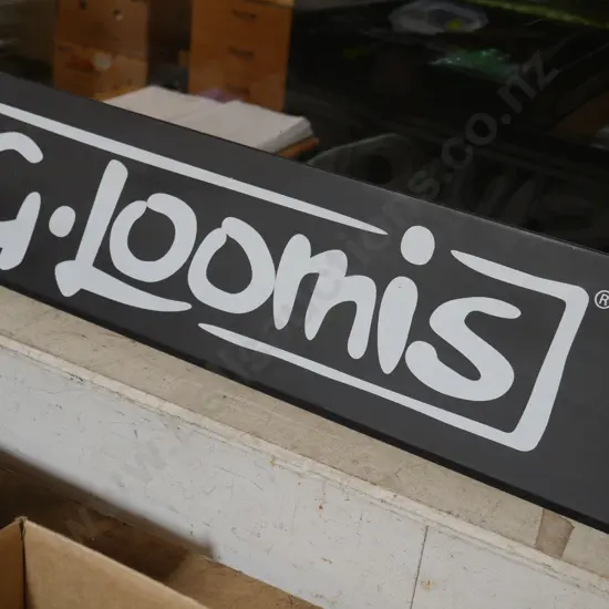 G.loomis sign
