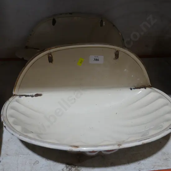 2 enamel wall troughs