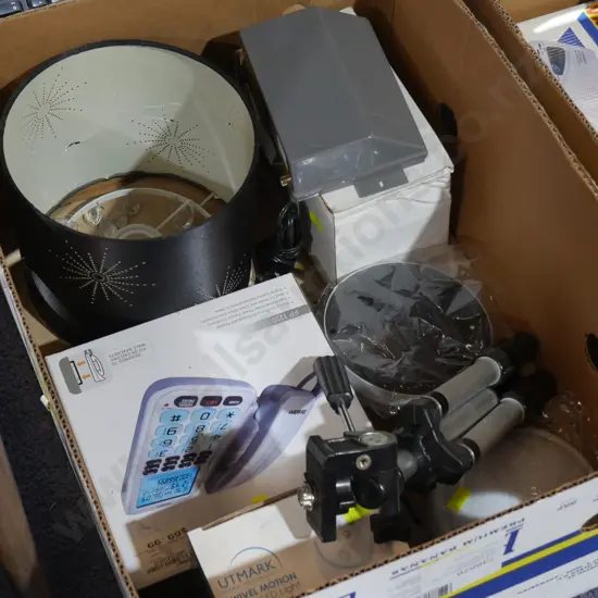 Box with tripod, motion sensor ect