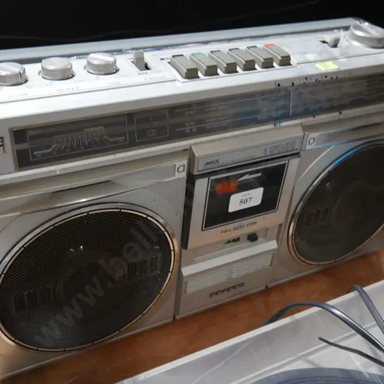 Sanyo stereo