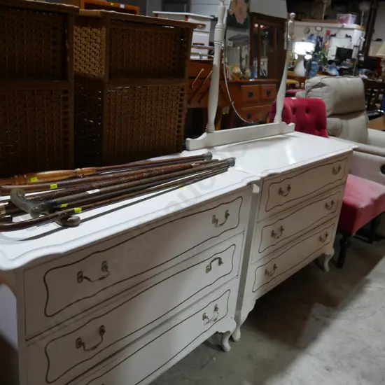 Dutchess and low boy