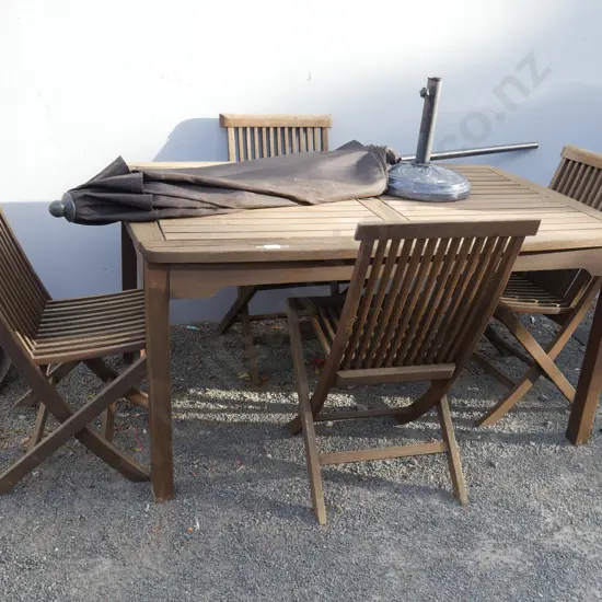 Outdoor table and 6 chairs, plus umbrella