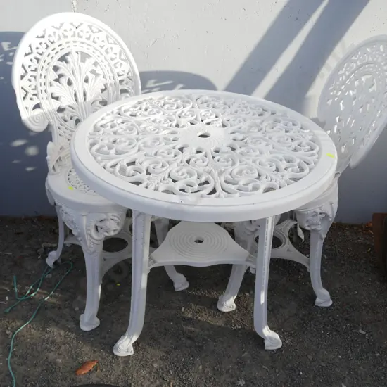 Plastic outdoor table and 2 chairs