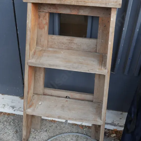 Wooden step ladder