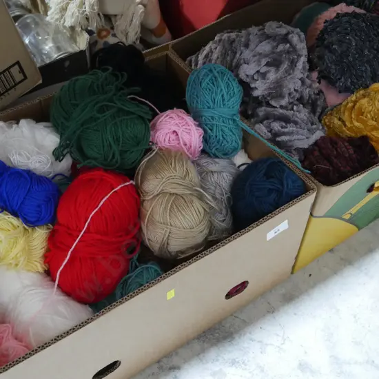 2 boxes of wool