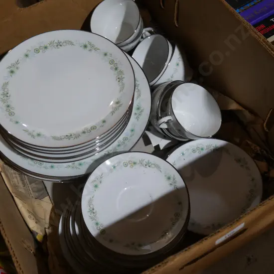 Noritake tableware