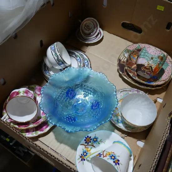 Trios, glass footed bowl