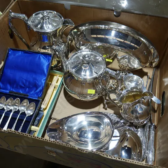 Ep teaset, boxed cutlery