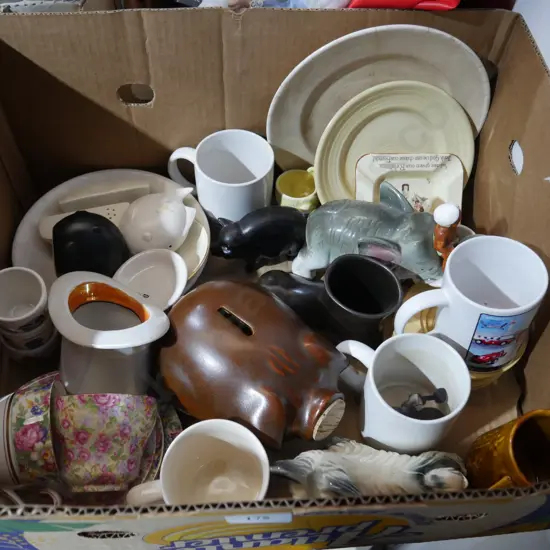 China, pig moneybox, animal figures etc