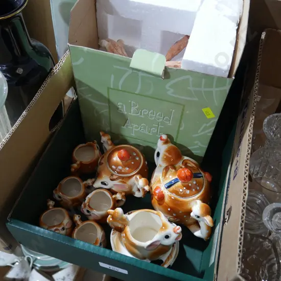 Deer childs teaset, frog figure