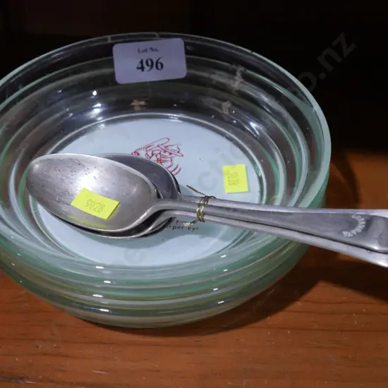 Creamoata plates & spoons