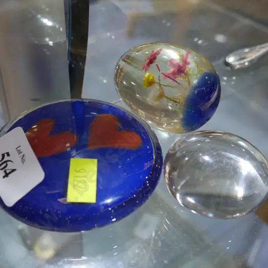 3 glass paperweights