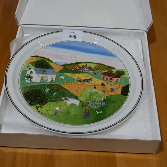 Villeroy & Boch boxed display plate