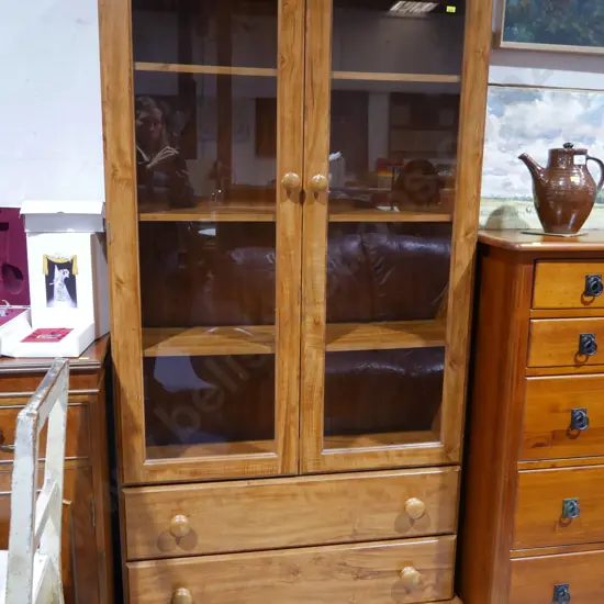 Display cabinet