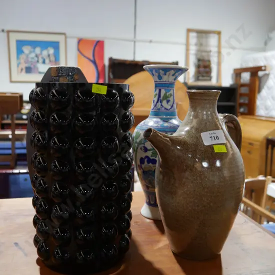 Assorted vases etc