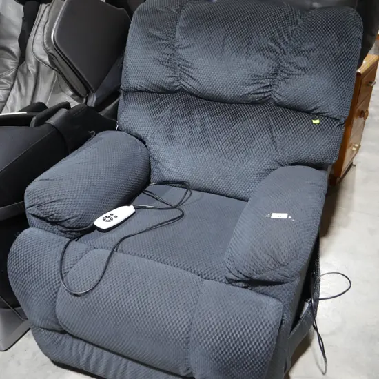 Electric recliner lift chair