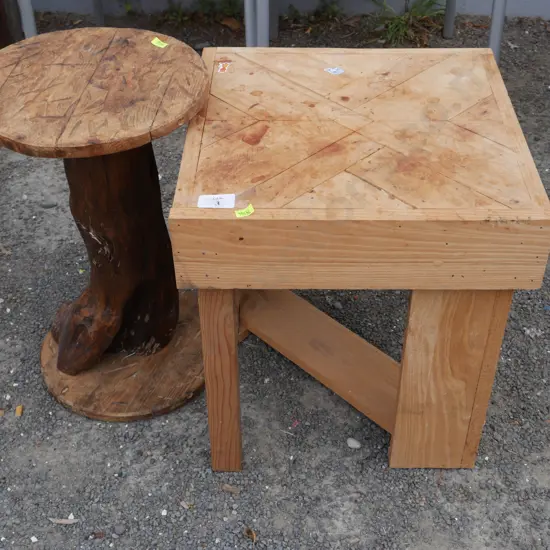 2 wooden side tables