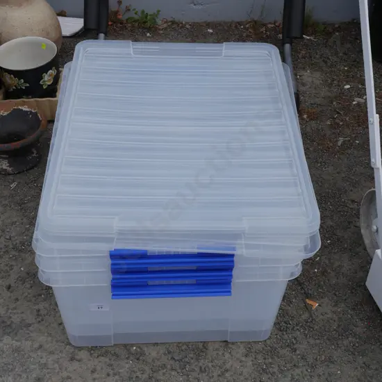 Plastic storage containers