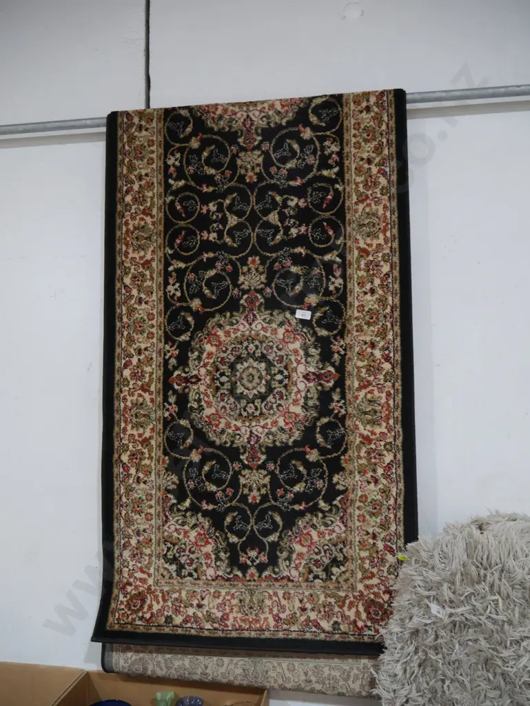 Hall runner Image 1++