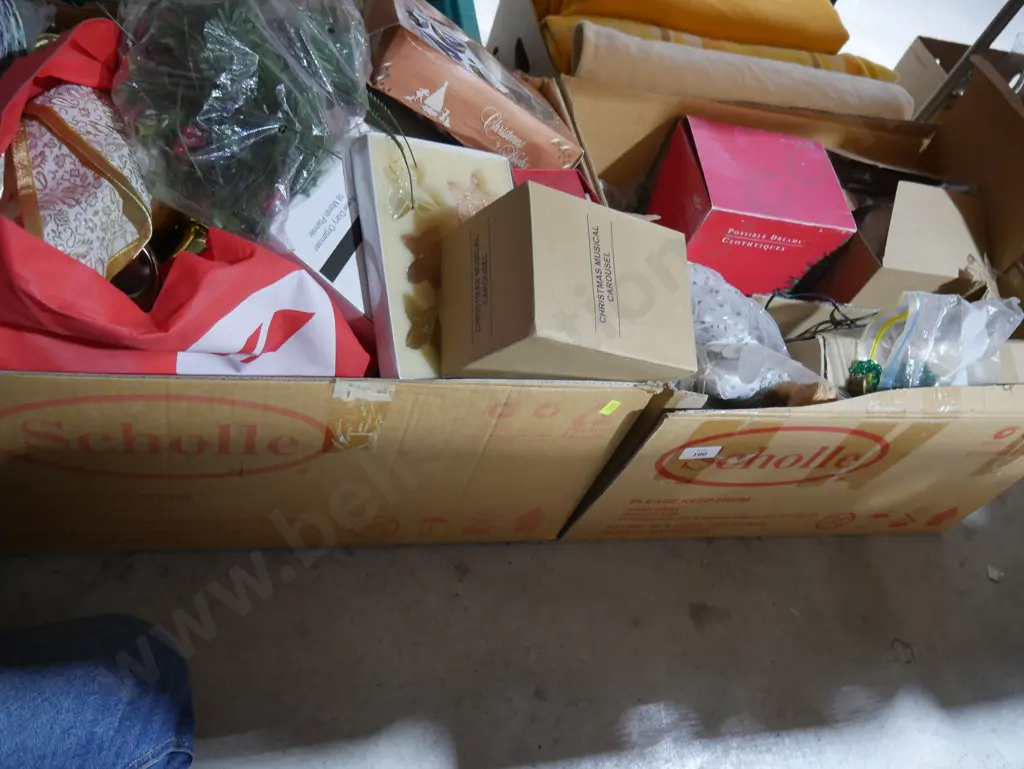 Two boxes of Christmas decorations Image 1++