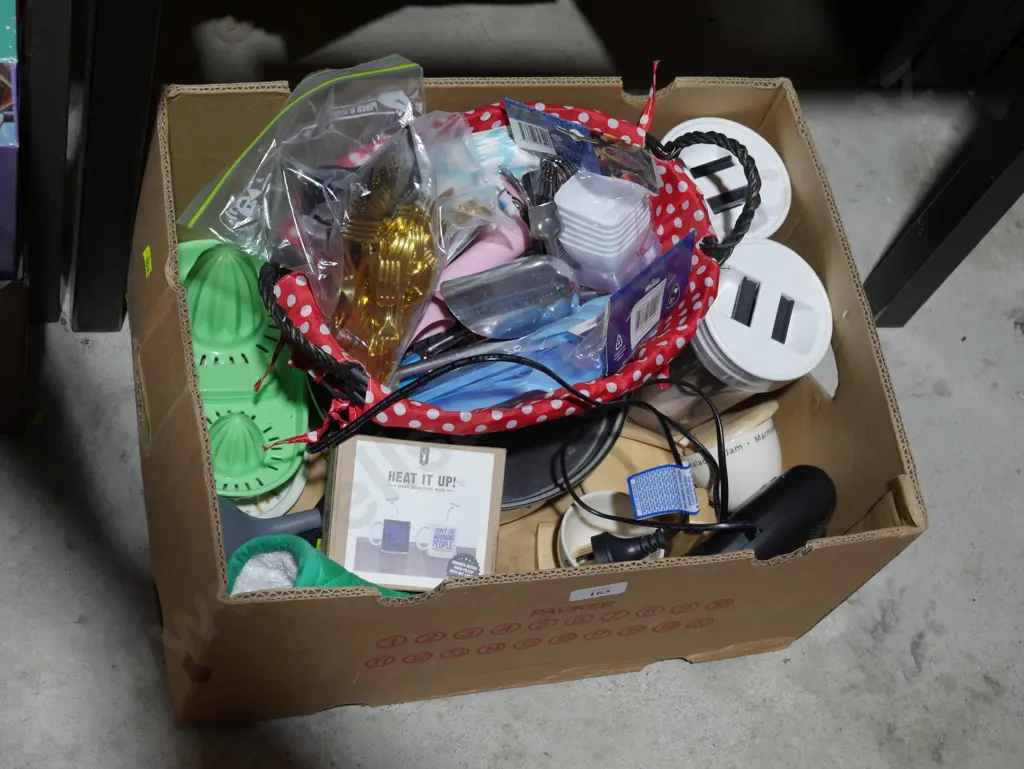 Box of sundries Image 1++
