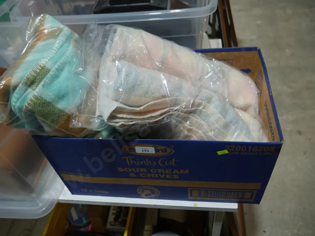 Woollen blankets Image 1++