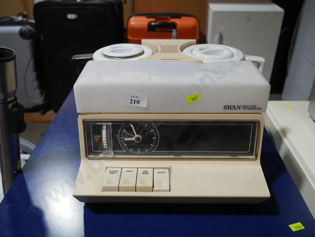 Swan deluxe teasmade Image 1++