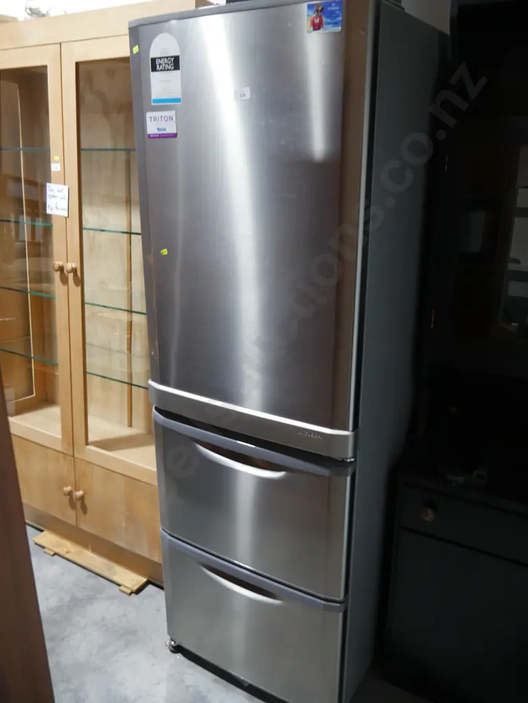 Mitsubishi fridge freezer Image 1++