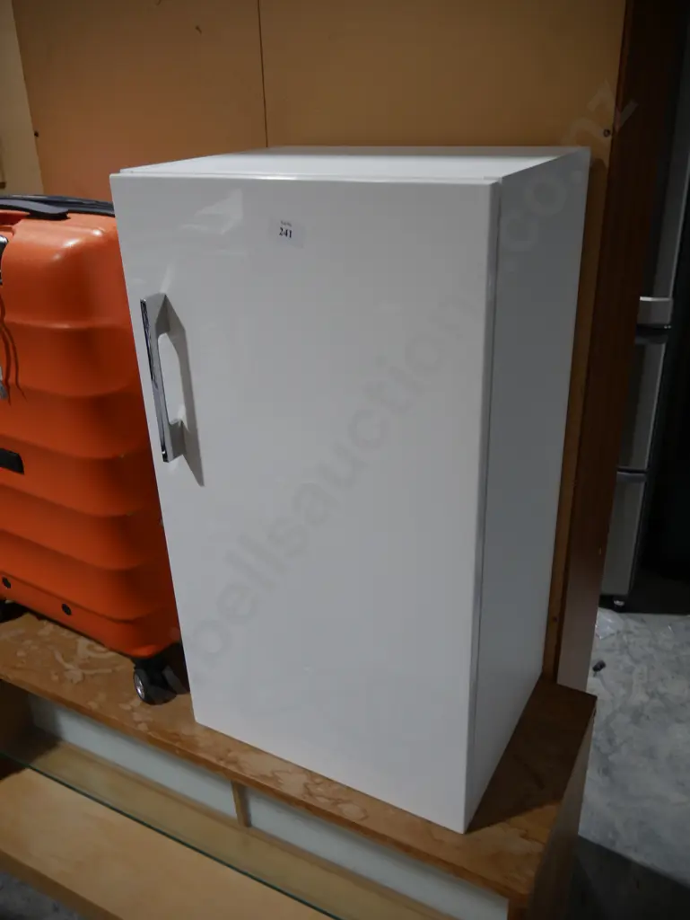 Wall cupboard Image 1++