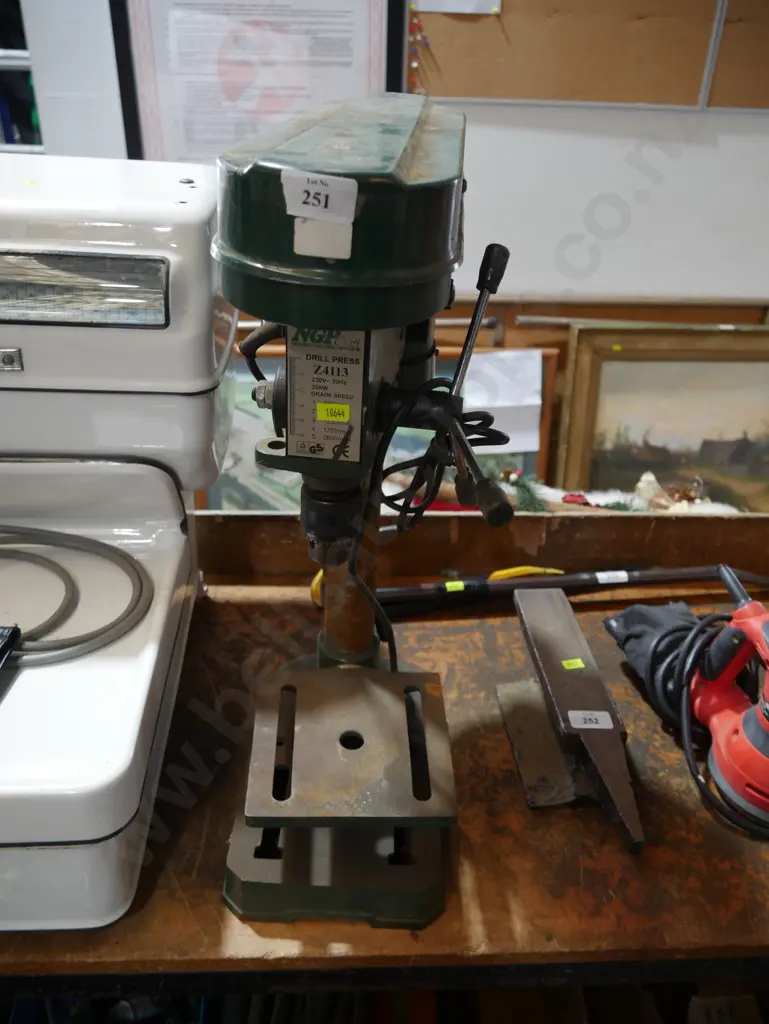 Drill press Image 1++