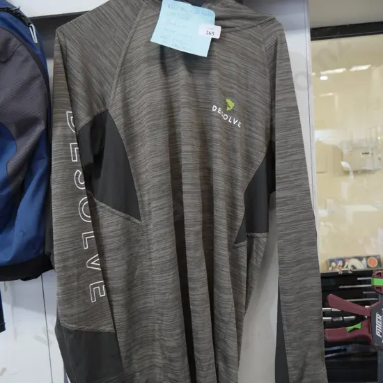 Desolve solar dry with hoodie