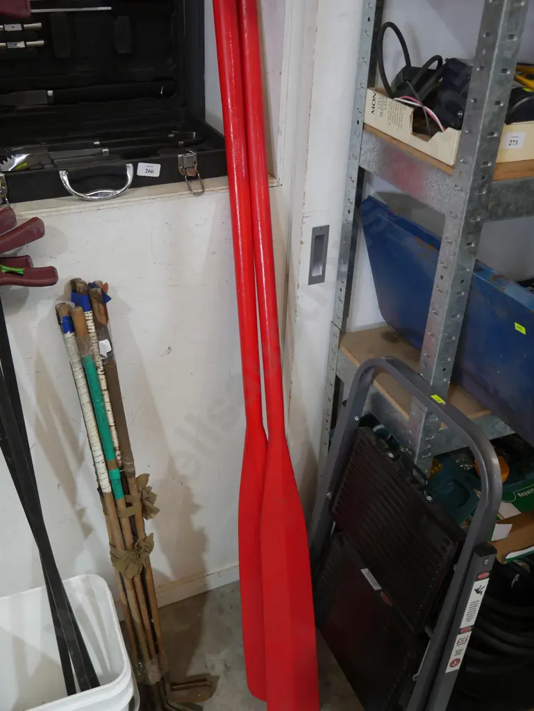 Red wooden oars Image 1++