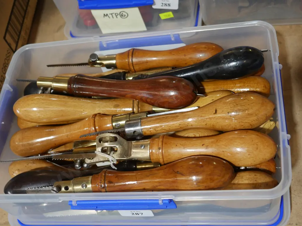 Hand/keyhole saws Image 1++