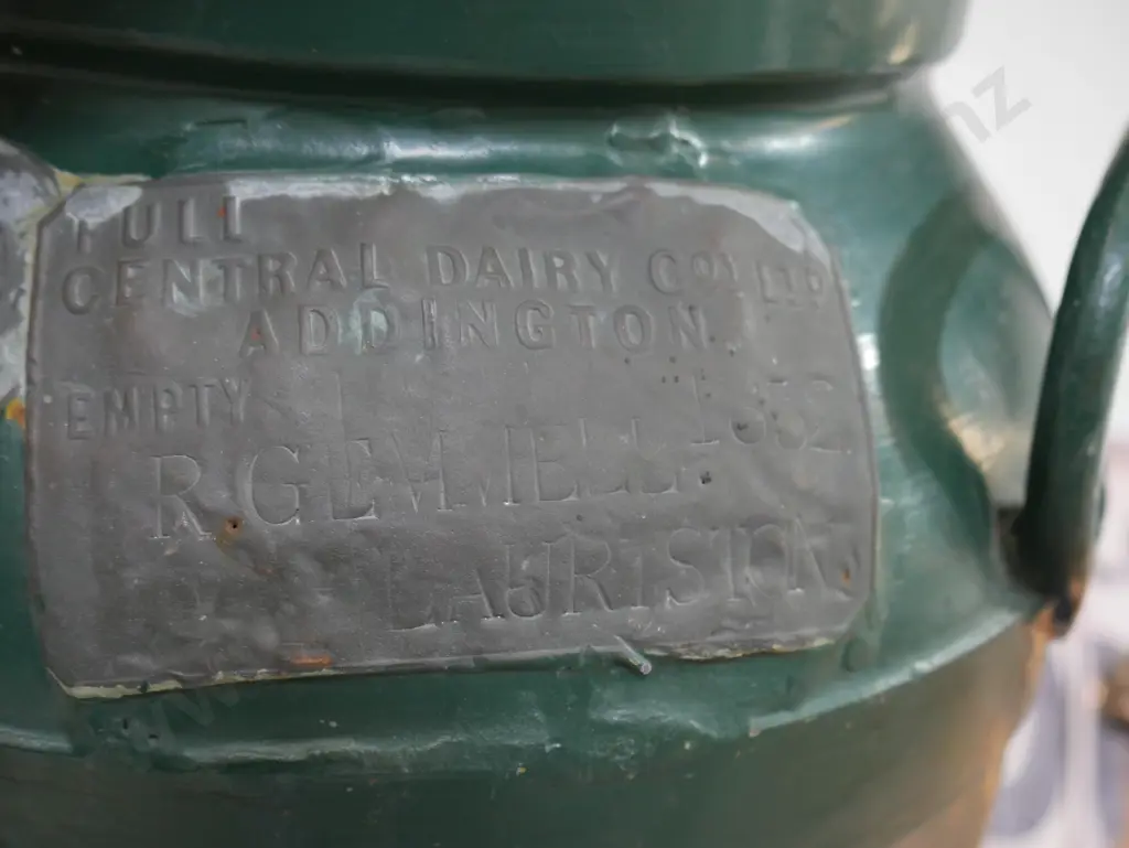 Painted milk can Image 1++