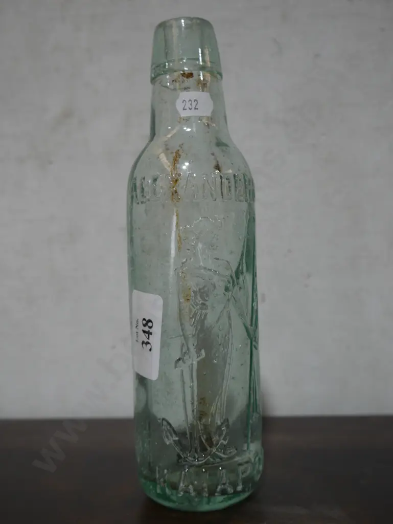 Alexander & co Kaiapoi glass bottle Image 1++