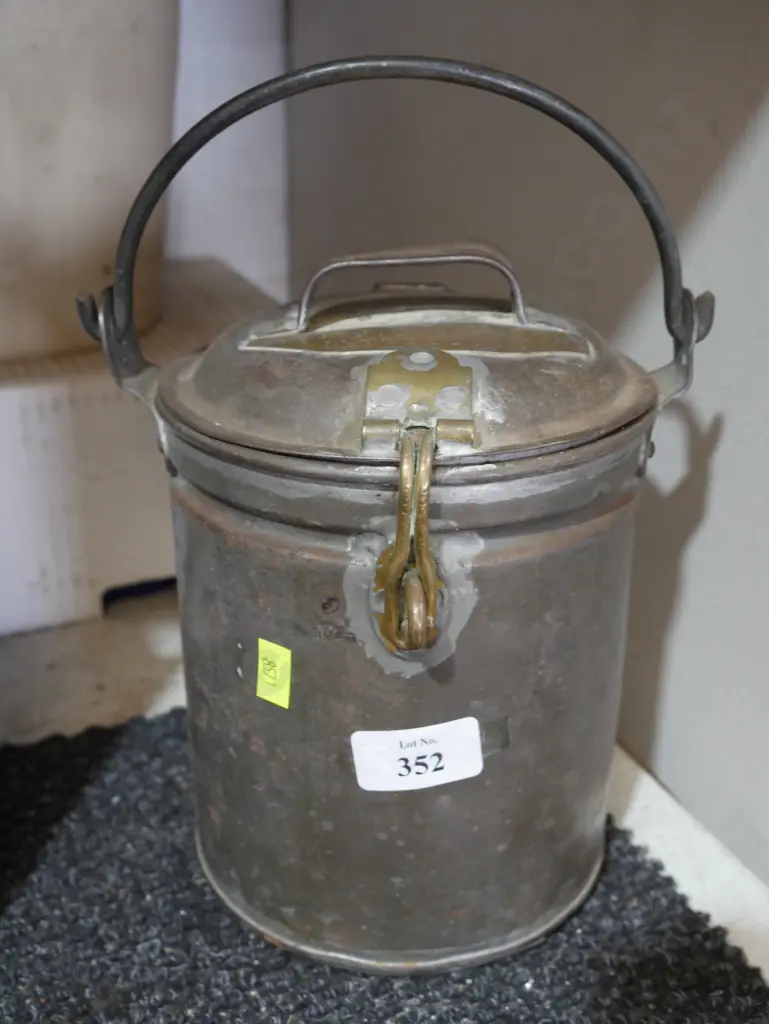 Littleton milk can Image 1++