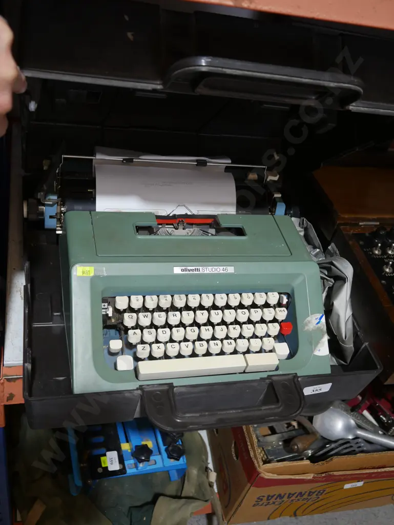 Typewriter Image 1++