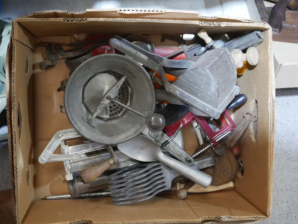 Vintage kitchenware Image 1++