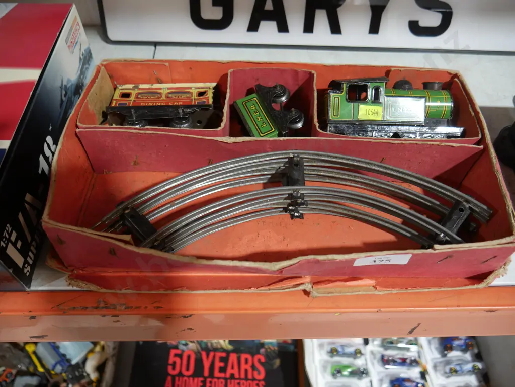 Vintage train set Image 1++