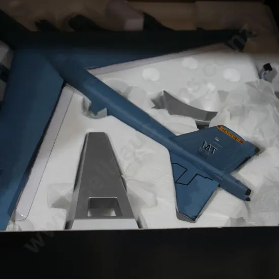 Model Boeing b52h plane